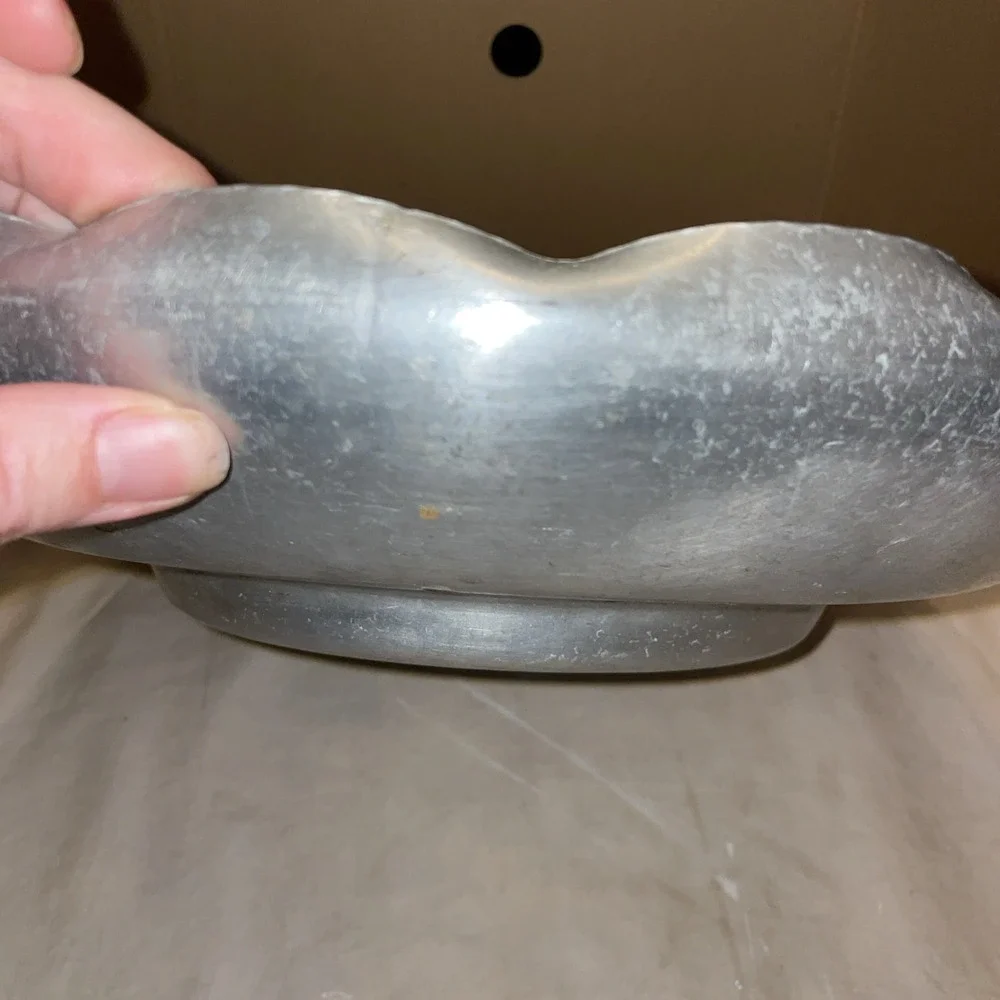 vintage hand-wrought hammered aluminum serving tray or‎ bowl Roses Leaves Detail